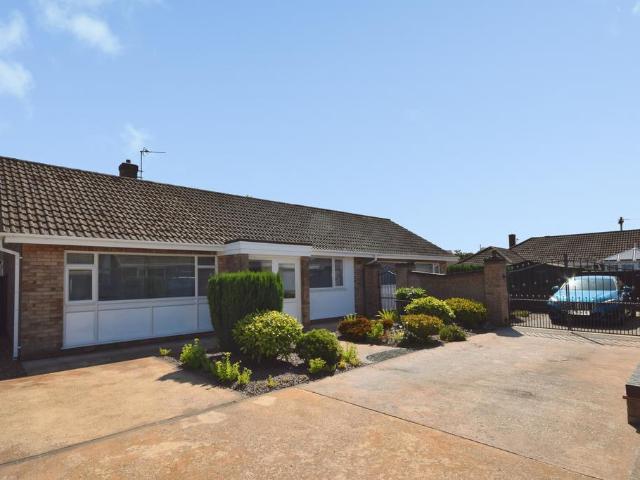 3 bedroom bungalow for sale