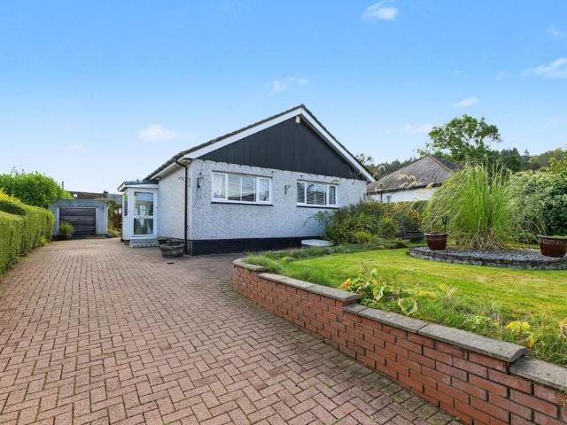 3 bedroom bungalow for sale