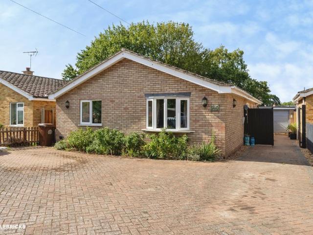 3 bedroom bungalow for sale