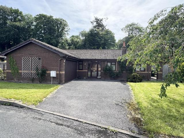 3 bedroom bungalow for sale
