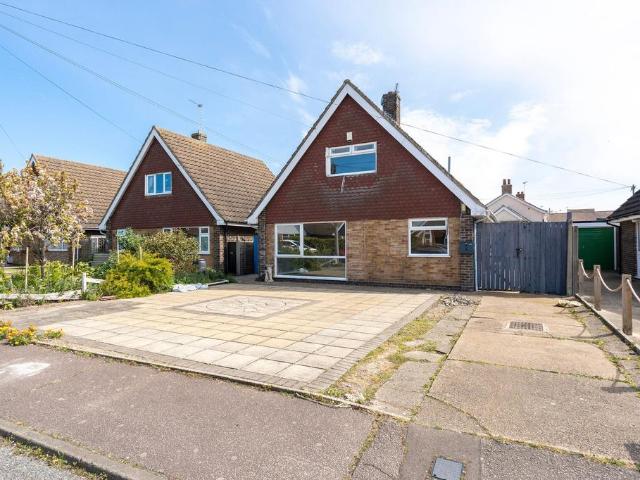 3 bedroom bungalow for sale