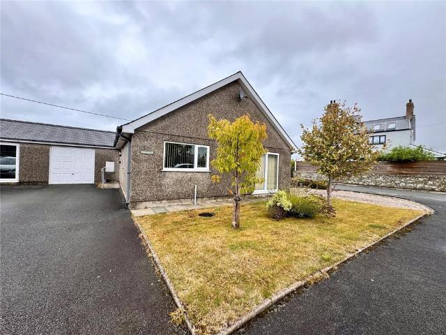 3 bedroom bungalow for sale
