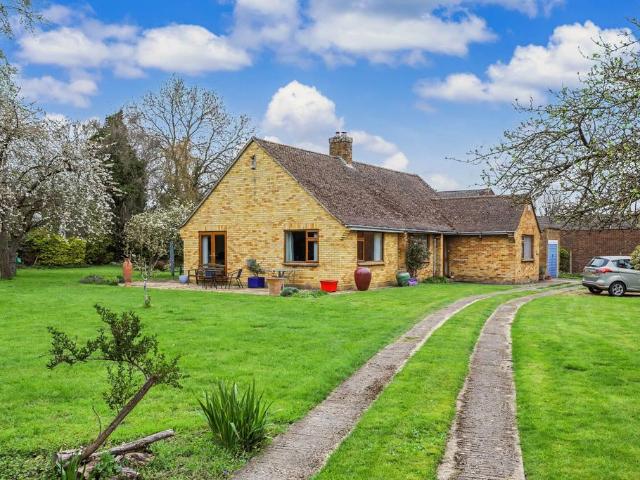 3 bedroom bungalow for sale