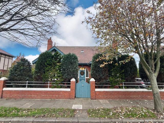 3 bedroom bungalow for sale