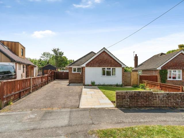 3 bedroom bungalow for sale