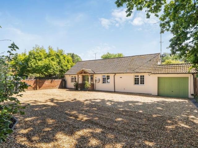 3 bedroom bungalow for sale