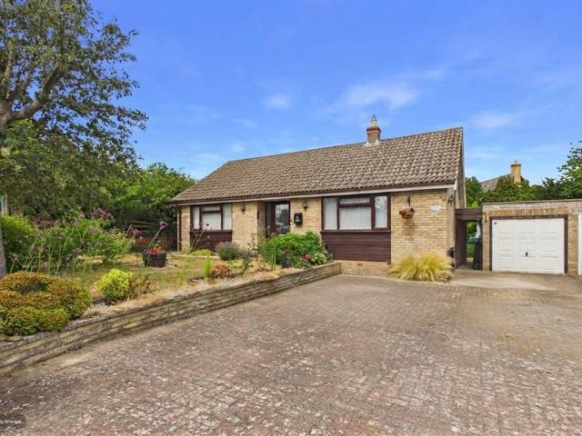 3 bedroom bungalow for sale