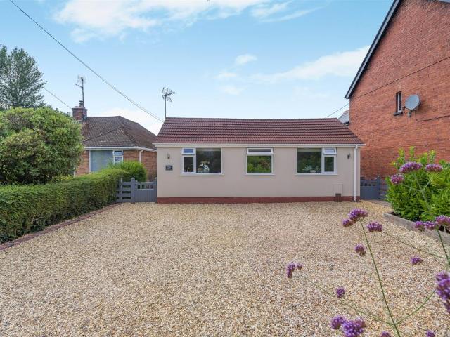 3 bedroom bungalow for sale