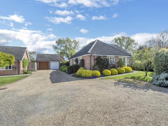 3 bedroom bungalow for sale