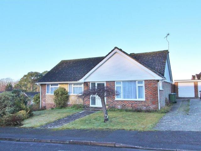 3 bedroom bungalow for sale