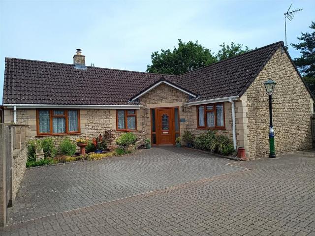 3 bedroom bungalow for sale