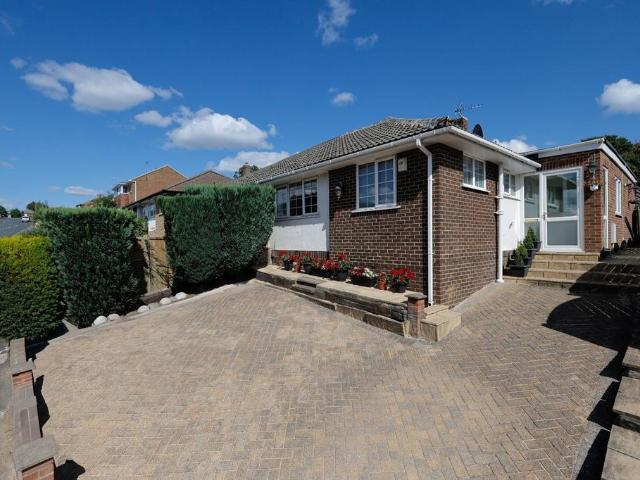 3 bedroom bungalow for sale