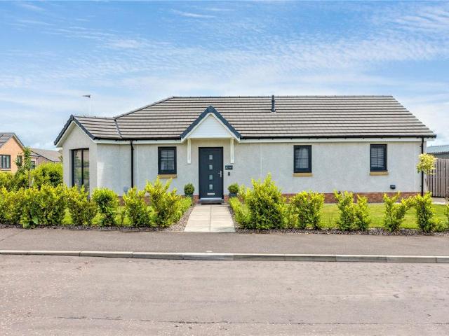 3 bedroom bungalow for sale