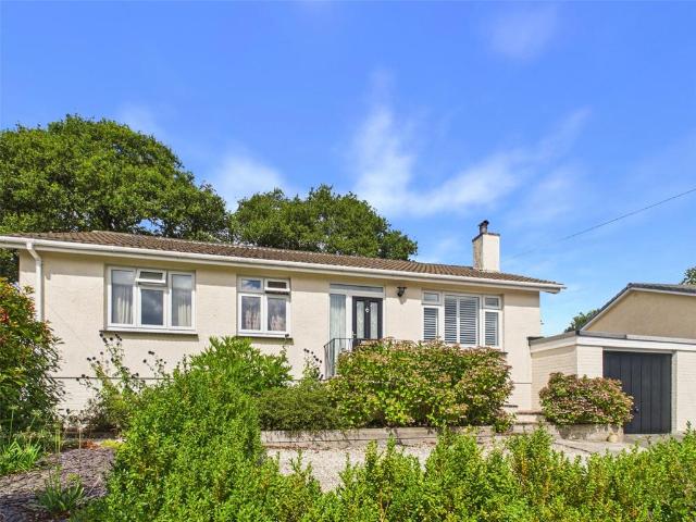 3 bedroom bungalow for sale