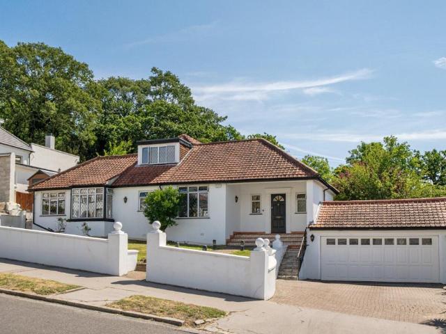 3 bedroom bungalow for sale