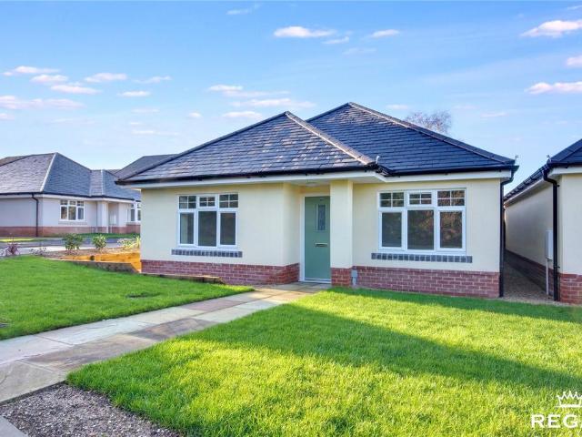 3 bedroom bungalow for sale