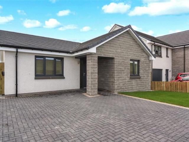 3 bedroom bungalow for sale