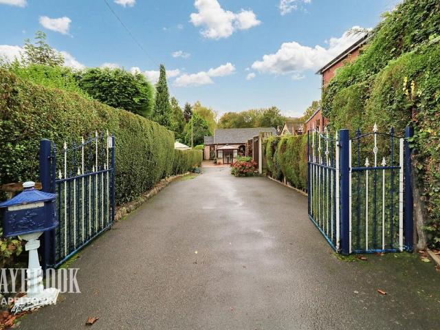 3 bedroom bungalow for sale
