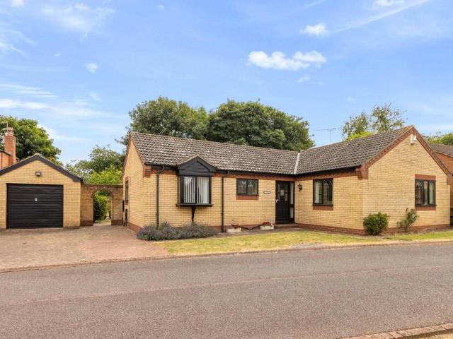 3 bedroom bungalow for sale