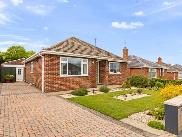 3 bedroom bungalow for sale