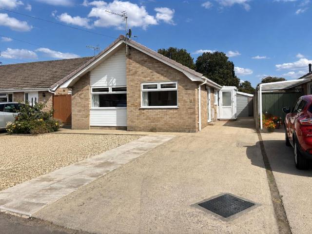 3 bedroom bungalow for sale