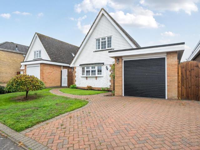 3 bedroom bungalow for sale