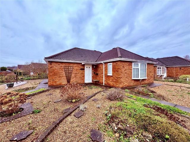 3 bedroom bungalow for sale