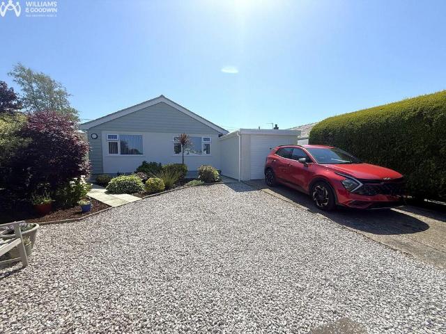 3 bedroom bungalow for sale