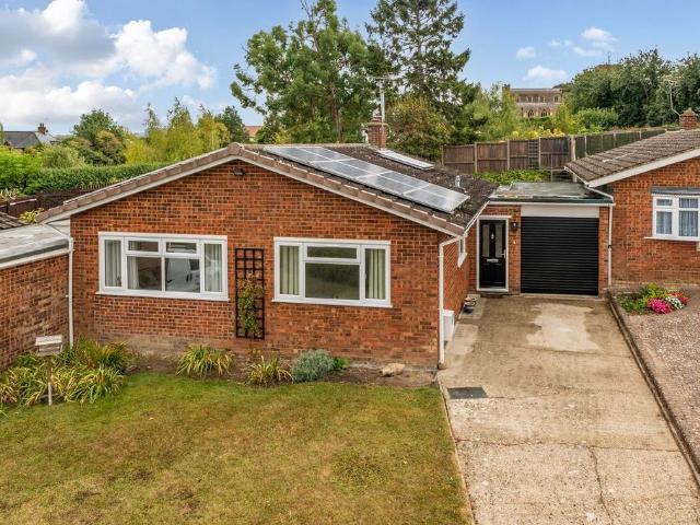 3 bedroom bungalow for sale