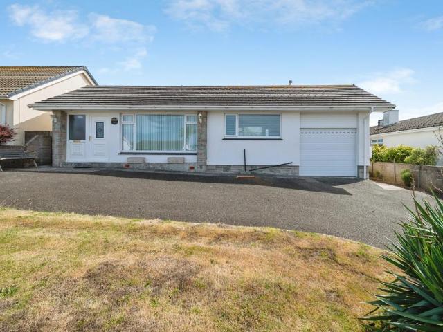 3 bedroom bungalow for sale
