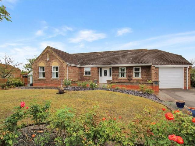 3 bedroom bungalow for sale