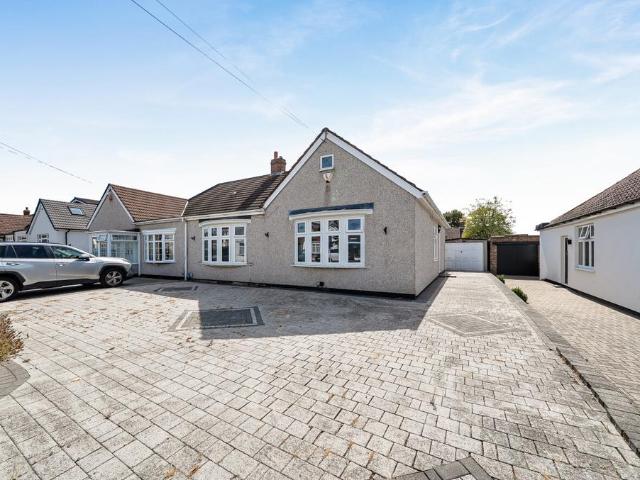 3 bedroom bungalow for sale