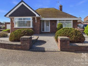 3 bedroom bungalow for sale
