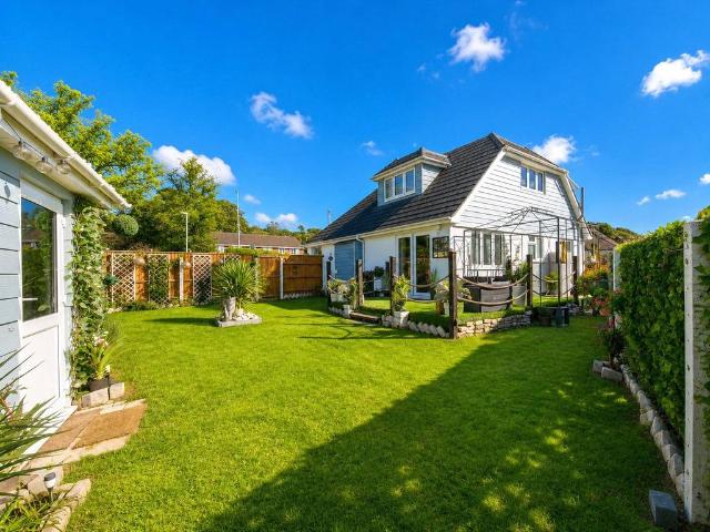 3 bedroom bungalow for sale