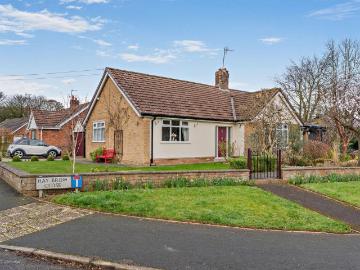 3 bedroom bungalow for sale