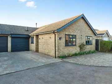 Fenland, East of England - Equipped kitchen