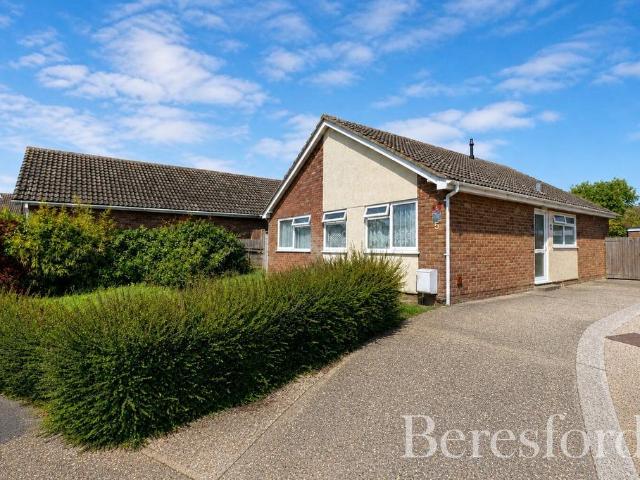 3 bedroom bungalow for sale