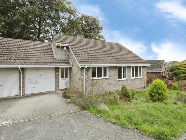 3 bedroom bungalow for sale