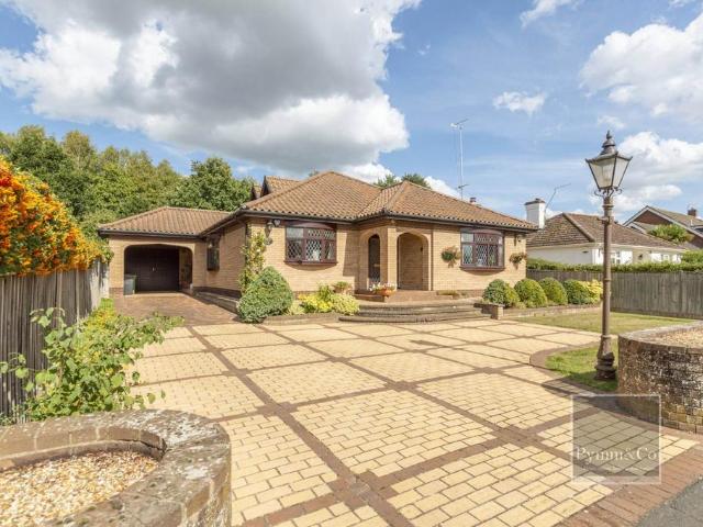 3 bedroom bungalow for sale