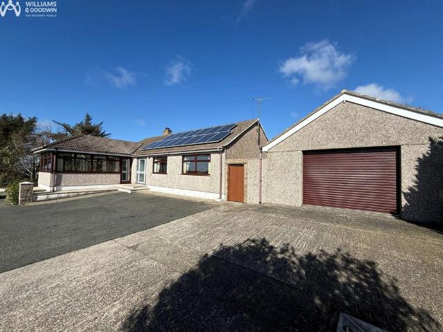 3 bedroom bungalow for sale