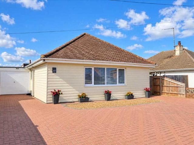 3 bedroom bungalow for sale