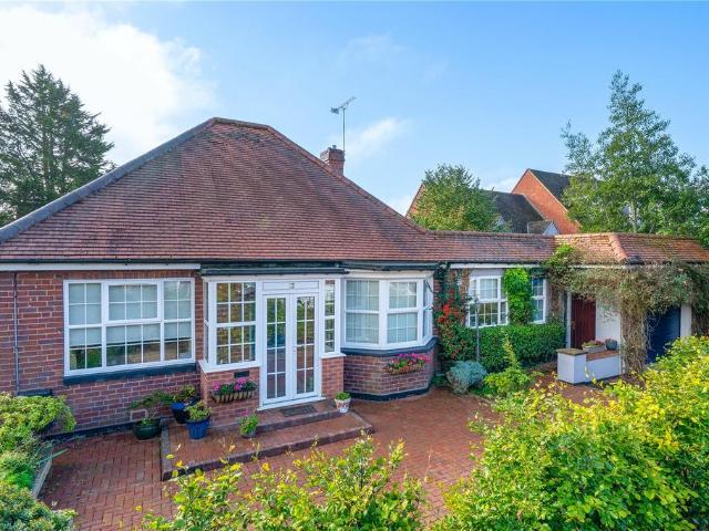 3 bedroom detached bungalow for sale