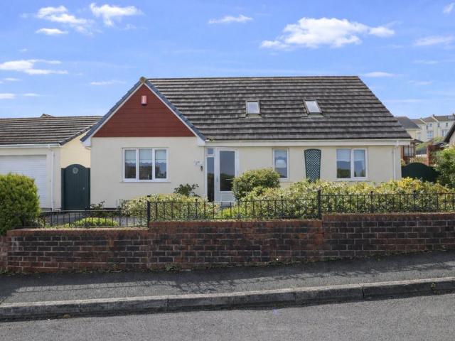 3 bedroom bungalow for sale