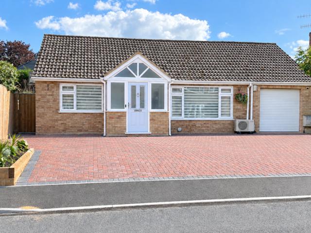 3 bedroom bungalow for sale