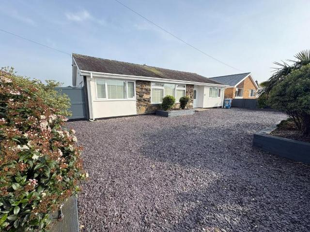 3 bedroom bungalow for sale