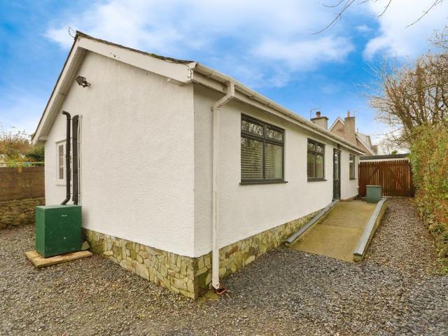 3 bedroom bungalow for sale