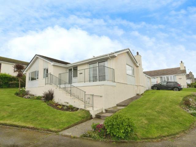 3 bedroom bungalow for sale