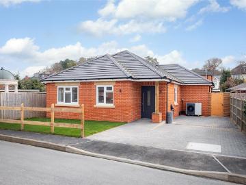 3 bedroom bungalow for sale