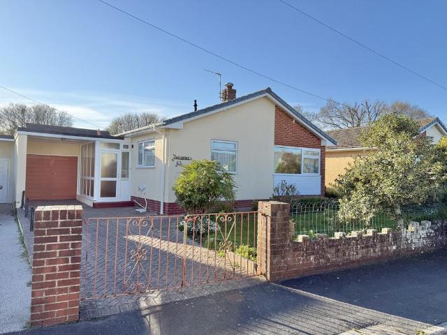 3 bedroom bungalow for sale