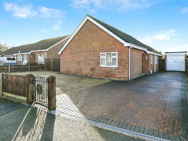 3 bedroom bungalow for sale